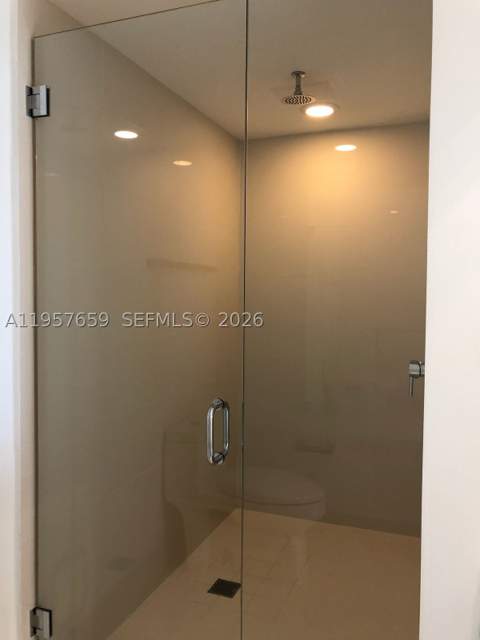 121 NE 34th St 2704, Miami FL - photo 18 of 44