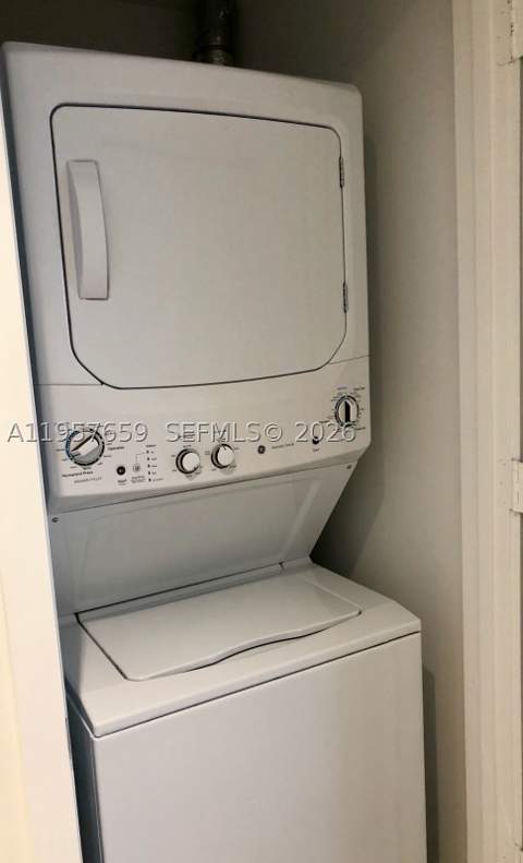 121 NE 34th St 2704, Miami FL - photo 23 of 44