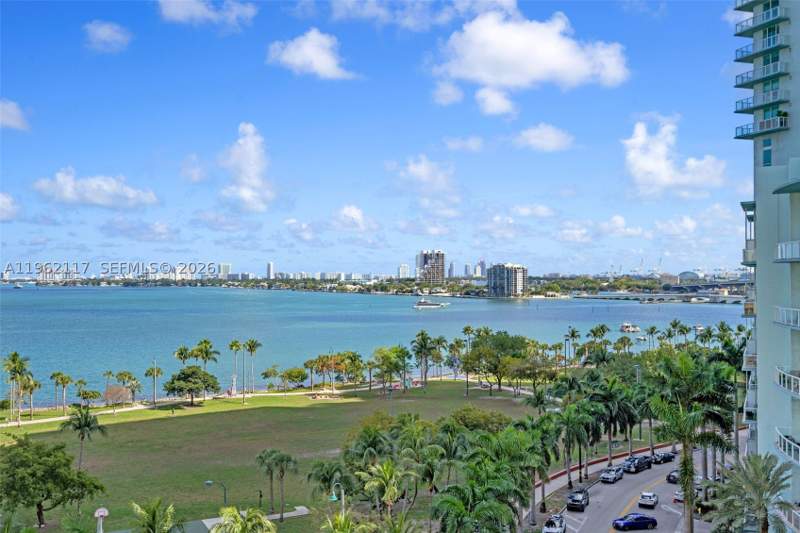 2 bedroom Condominium at 2000 N Bayshore Dr 909, Cite Condo, Miami — photo 2