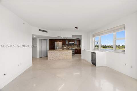 20000 E Country Club Dr 716, Aventura FL - photo 14 of 54