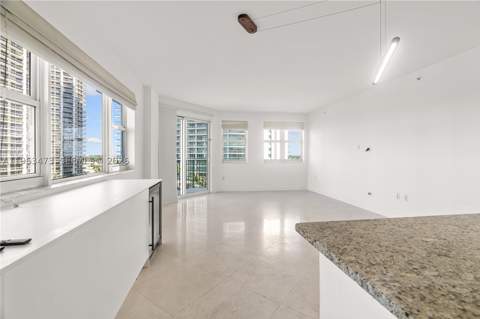 20000 E Country Club Dr 716, Aventura FL - photo 15 of 54
