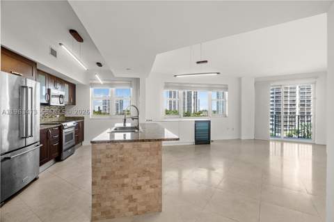 20000 E Country Club Dr 716, Aventura FL - photo 8 of 54