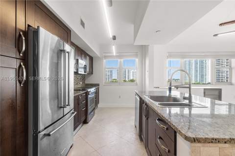 20000 E Country Club Dr 716, Aventura FL - photo 9 of 54