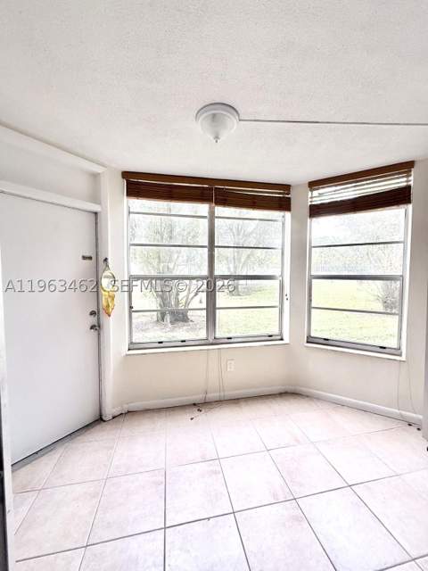 1501 NE 191st St C114, Miami FL - photo 12 of 28