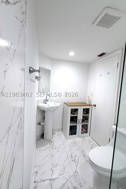 1501 NE 191st St C114, Miami FL - photo 21 of 28