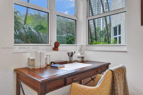 20000 E Country Club Dr 112, Aventura FL - photo 14 of 16