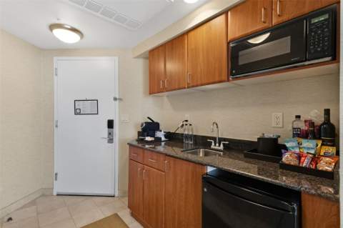 18001 Collins Avenue 2615, Sunny Isles Beach FL - photo 17 of 37