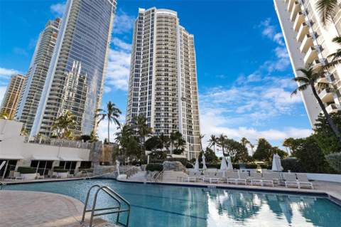 18001 Collins Avenue 2615, Sunny Isles Beach FL - photo 9 of 37