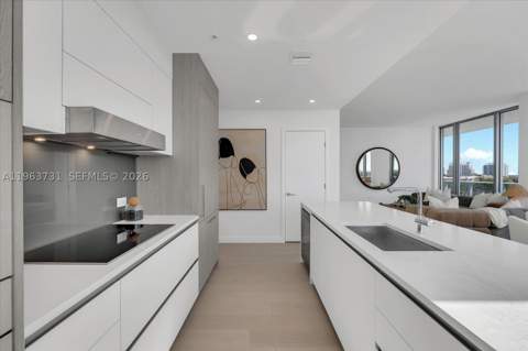 9201 E Bay Harbor Dr Lph01, Bay Harbor Islands FL - photo 13 of 48