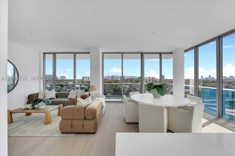 4 bedroom Condominium at 9201 E Bay Harbor Dr Lph01, La Baia Bay Harbor, Bay Harbor Islands — photo 2