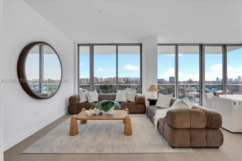 4 bedroom Condominium at 9201 E Bay Harbor Dr Lph01, La Baia Bay Harbor, Bay Harbor Islands — photo 3