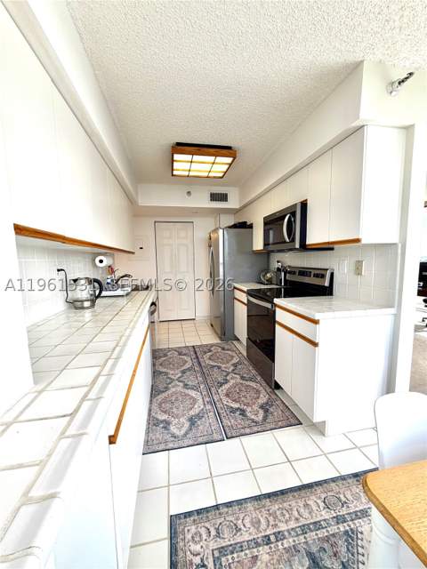 3530 Mystic Pointe Dr 2605, Aventura FL - photo 11 of 35