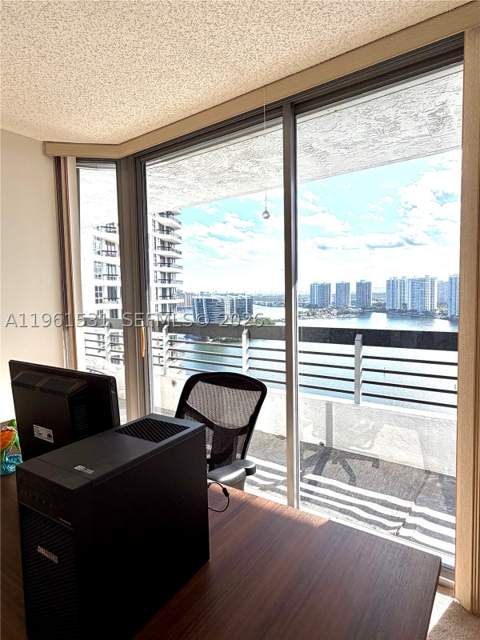 3530 Mystic Pointe Dr 2605, Aventura FL - photo 14 of 35