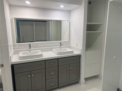20505 E Country Club Dr 531, Aventura FL - photo 13 of 26