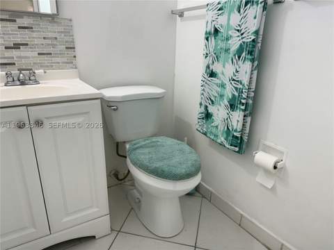 8821 W Flagler St 411, Miami FL - photo 9 of 14