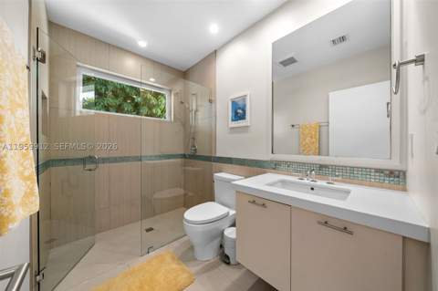 4595 N Jefferson Ave, Miami Beach FL - photo 17 of 25