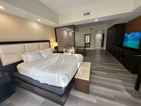 5300 NW 87th Ave 910, Doral FL - photo 10 of 12