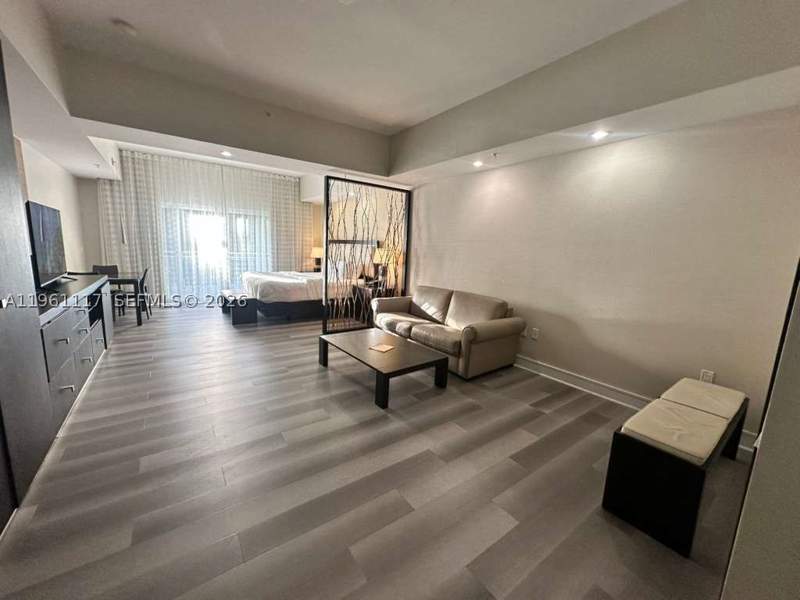 1 bedroom Condominium at 5300 NW 87th Ave 910, The Blue A Resort Hotel C, Doral — photo 5