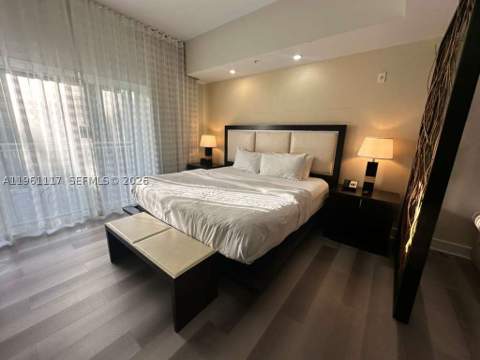 5300 NW 87th Ave 910, Doral FL - photo 6 of 12