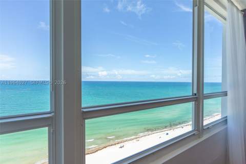 5445 Collins Ave 1623, Miami Beach FL - photo 10 of 28