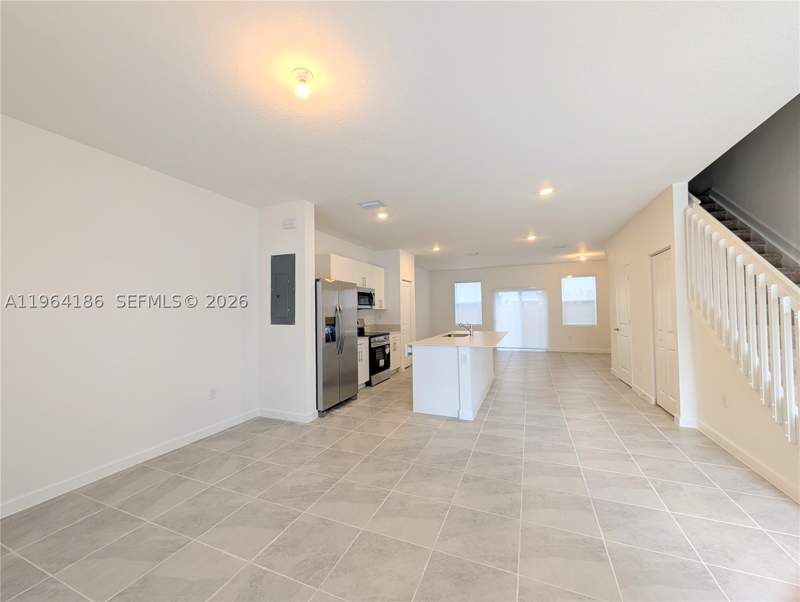3 bedroom Townhouse at 1172 SE 1st Ter, Le Jardine, Florida City — photo 3
