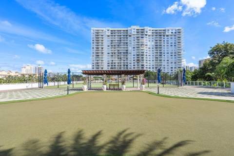 2801 NE 183rd St 1607W, Aventura FL - photo 14 of 21