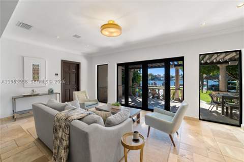 744 Lakeview Dr, Miami Beach FL - photo 15 of 42