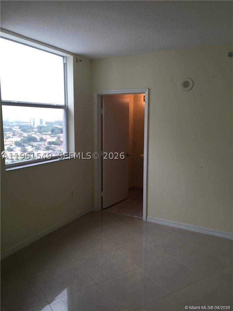 2 bedroom Condominium at 1 Glen Royal Pkwy 1404, Altos De Miami Condo, Miami — photo 5
