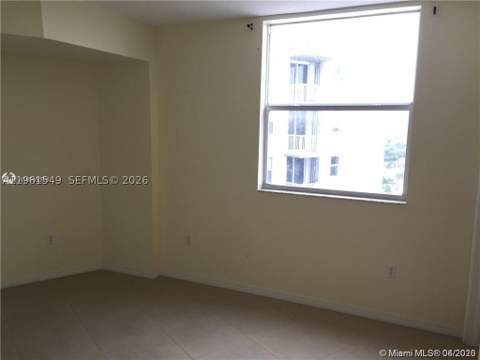 1 Glen Royal Pkwy 1404, Miami FL - photo 9 of 14