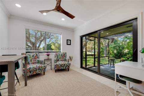 8425 SW 174th St, Palmetto Bay FL - photo 8 of 32