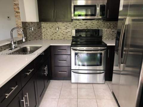 14012 SW 179th St, Miami FL - photo 7 of 19