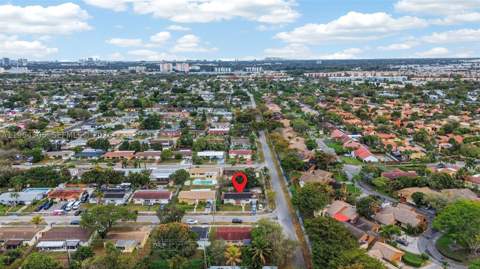 1110 NE 204th Ter, Miami FL - photo 15 of 19