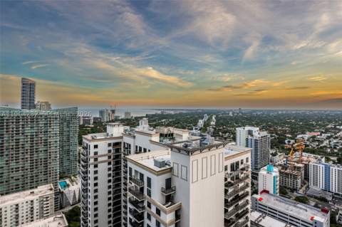 55 SW 9th St 3906, Miami FL - photo 8 of 44