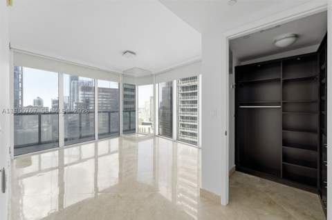 475 Brickell Ave 3513, Miami FL - photo 8 of 31