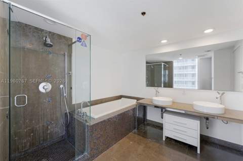 475 Brickell Ave 3513, Miami FL - photo 9 of 31