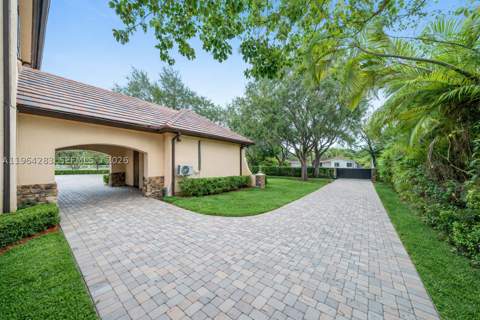 12270 SW 45th St, Miami FL - photo 6 of 46