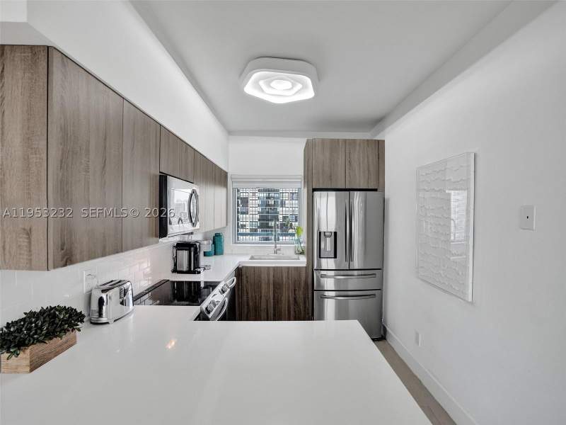 2 bedroom Condominium at 601 NE 36th St 1003, Blue Condo, Miami — photo 4