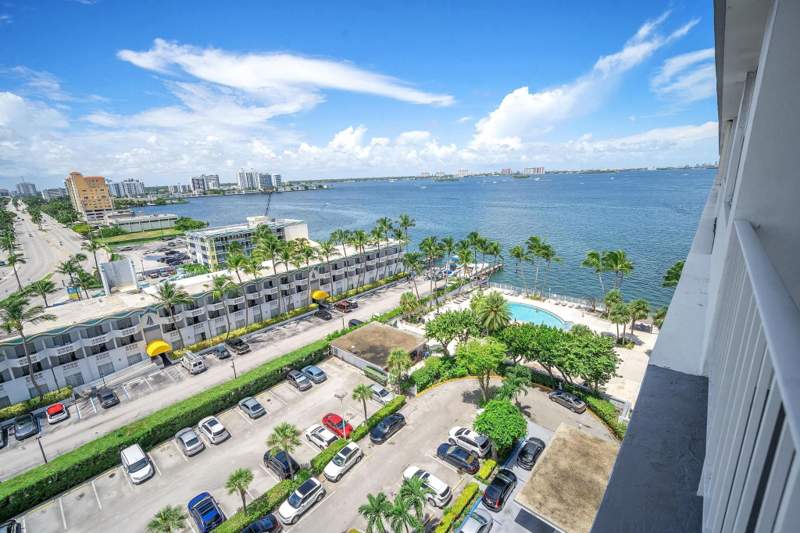 2 bedroom Condominium at 1865 79th Street Causeway 11-N, Kennedy House Condo, North Bay Village — photo 5