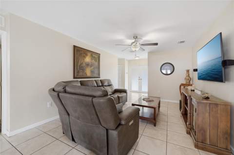 16921 SW 92nd Court, Palmetto Bay FL - photo 15 of 49