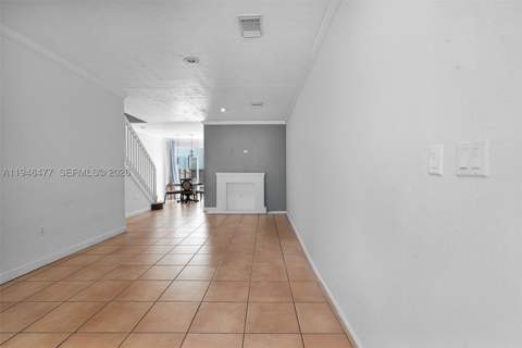 5420 NW 107 Ave 302, Doral FL - photo 15 of 39