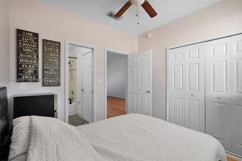 5420 NW 107 Ave 302, Doral FL - photo 23 of 39