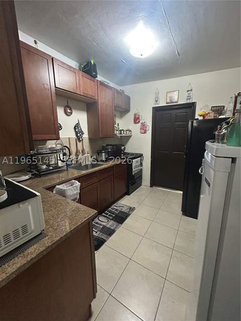 1080 NW 121st St, North Miami FL - photo 8 of 34
