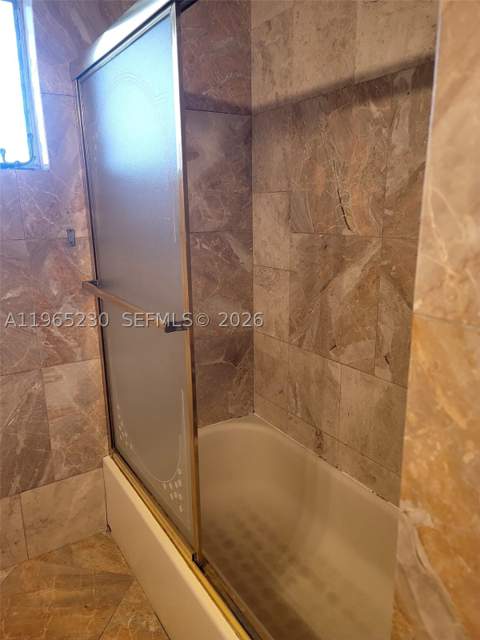 1690 NE 191st St 315-1, Miami FL - photo 11 of 17