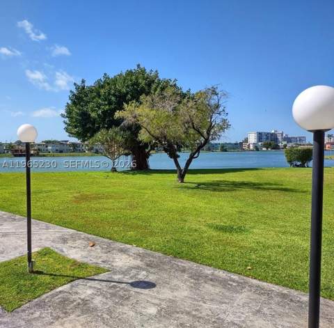 1690 NE 191st St 315-1, Miami FL - photo 15 of 17