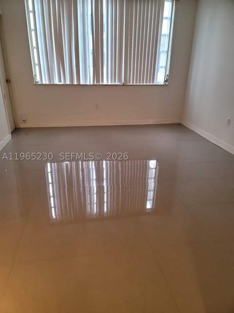 1690 NE 191st St 315-1, Miami FL - photo 9 of 17