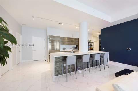 460 NE 28th St Ph 4002, Miami FL - photo 14 of 36