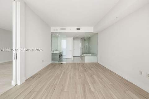 650 NE 32nd St 2205, Miami FL - photo 14 of 58