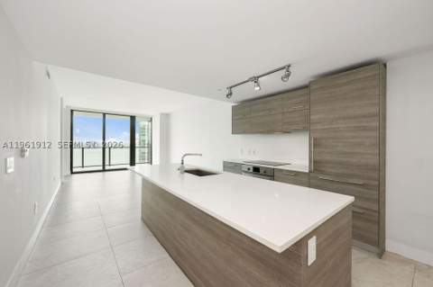 650 NE 32nd St 2205, Miami FL - photo 19 of 58
