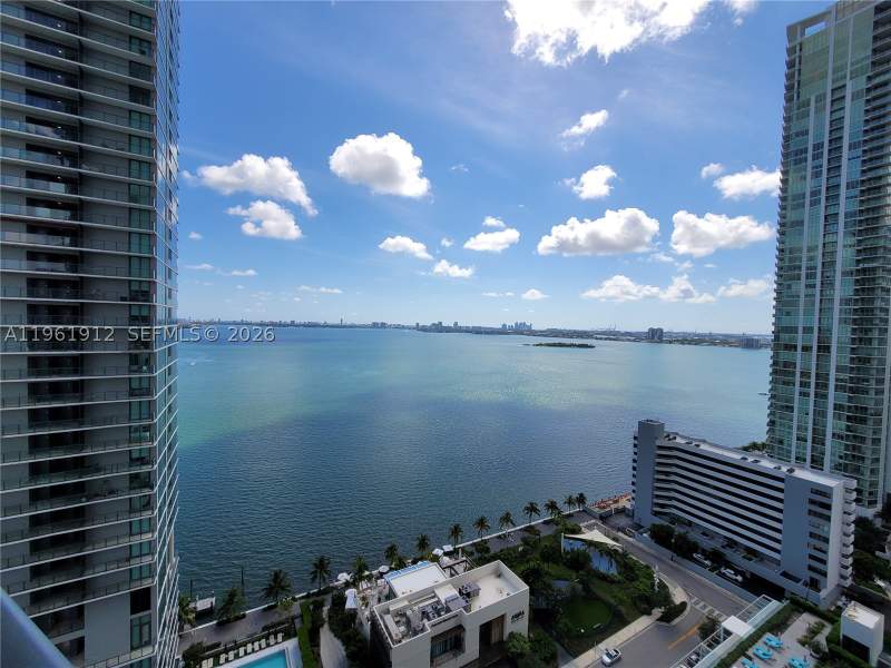 2 bedroom Condominium at 650 NE 32nd St 2205, Paraiso Bay Condo, Miami — photo 2
