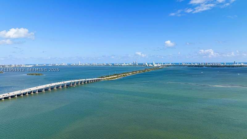 2 bedroom Condominium at 650 NE 32nd St 2205, Paraiso Bay Condo, Miami — photo 3